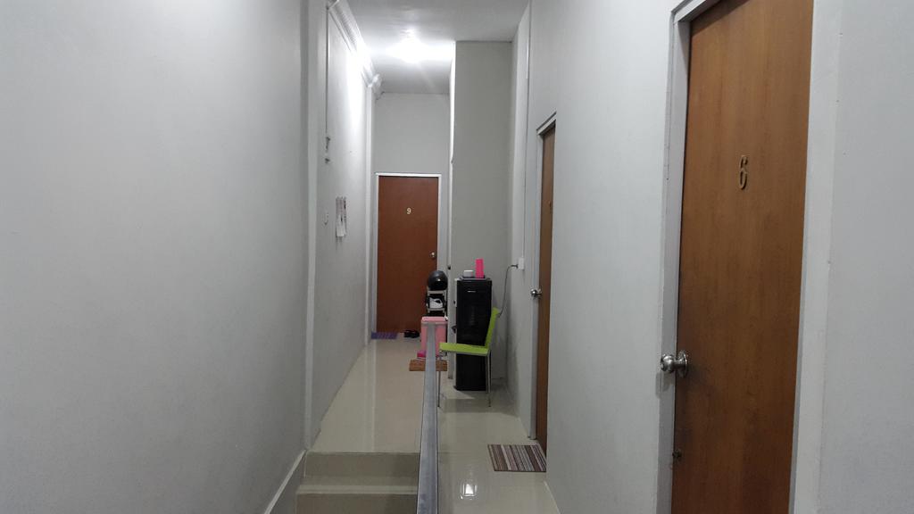ホテル Harper Premier Nagoya Batam エクステリア 写真