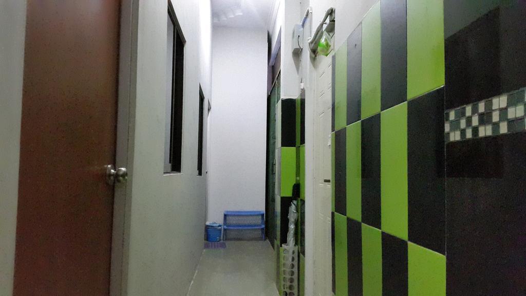 ホテル Harper Premier Nagoya Batam エクステリア 写真